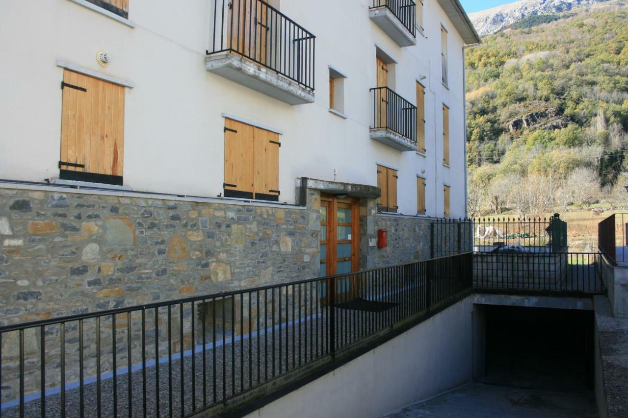 Esera Dos Catedrales Apartment Villanova Exterior foto
